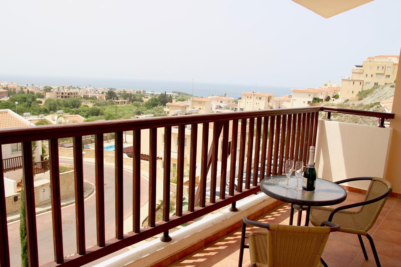 Melanos Village A45 Paphos Bagian luar foto