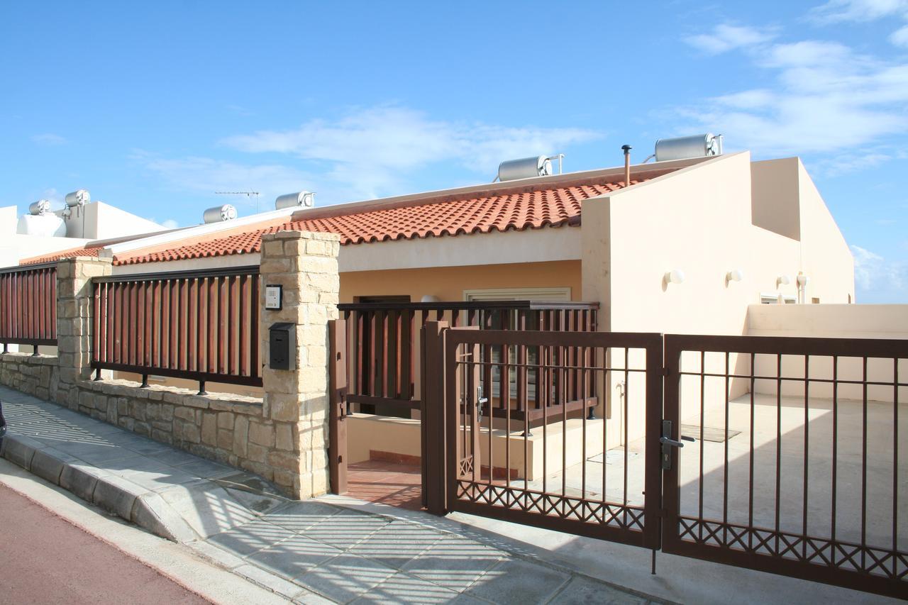 Melanos Village A45 Paphos Bagian luar foto